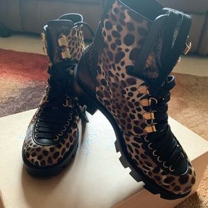 Christian Louboutin Macademia Flat